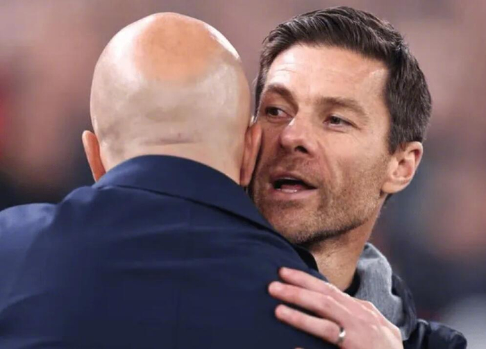 开云体育网站-天空体育：阿隆索或重返利物浦执教|哈维·阿隆索|哈维-阿隆索|利物浦主帅|俱乐部|主帅_新浪体育_新浪新闻